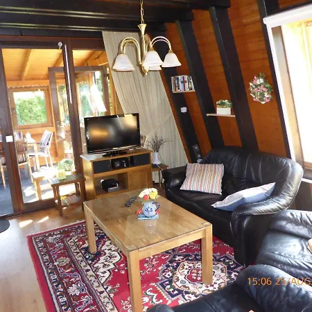 Nyaraló Eifelwaldhaeuschen