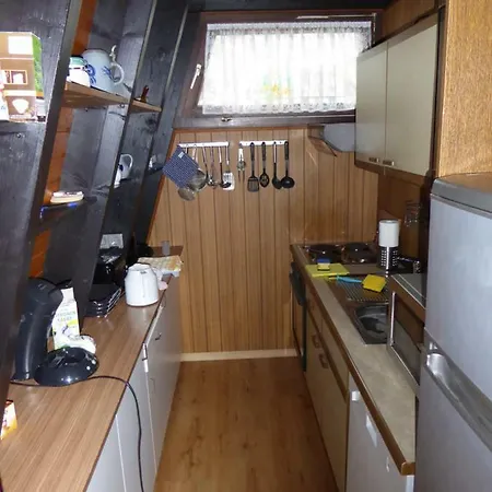 Eifelwaldhaeuschen Nyaraló *